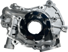 Cargar imagen en el visor de la galería, Boundary 18-23 Ford Coyote V8 Vane Ported MartenWear Treated Gear Billet Oil Pump Assembly