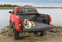 Cargar imagen en el visor de la galería, BedRug 05-15 Toyota Tacoma 60.3in Bed / 16-23 Tacoma 60.5in Bed Bedliner