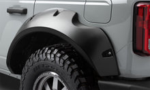 Cargar imagen en el visor de la galería, Bushwacker 2021+ Ford Bronco 4-Door Pocket Style Flares 4pc - Black