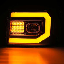 Cargar imagen en el visor de la galería, User 3
