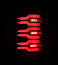 Cargar imagen en el visor de la galería, User 3