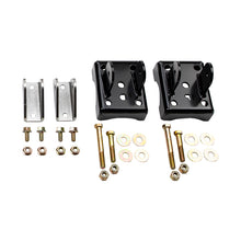 Cargar imagen en el visor de la galería, Wehrli 01-10 Chevrolet 6.6L Duramax Traction Bar Install Kit