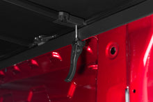 Load image into Gallery viewer, Tonno Pro 2019 GMC Sierra 1500 Fleets 5.8ft Bed Tonno Fold Tri-Fold Tonneau Cover