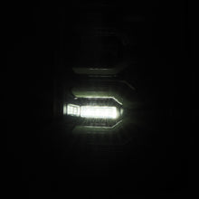 Cargar imagen en el visor de la galería, User 6