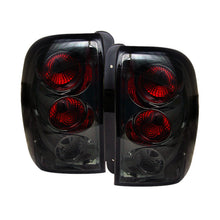 Cargar imagen en el visor de la galería, Spyder Chevy TrailBlazer 02-09 Euro Style Tail Lights Smoke ALT-YD-CTB02-SM