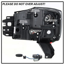 Cargar imagen en el visor de la galería, Spyder 04-15 Nissan Titan / 04-07 Nissan Armada V2 Projector Headlights - Black PRO-YD-NTI04-DRL-BK