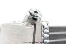 Cargar imagen en el visor de la galería, AMS Performance 2023+ Nissan Z Heat Exchanger